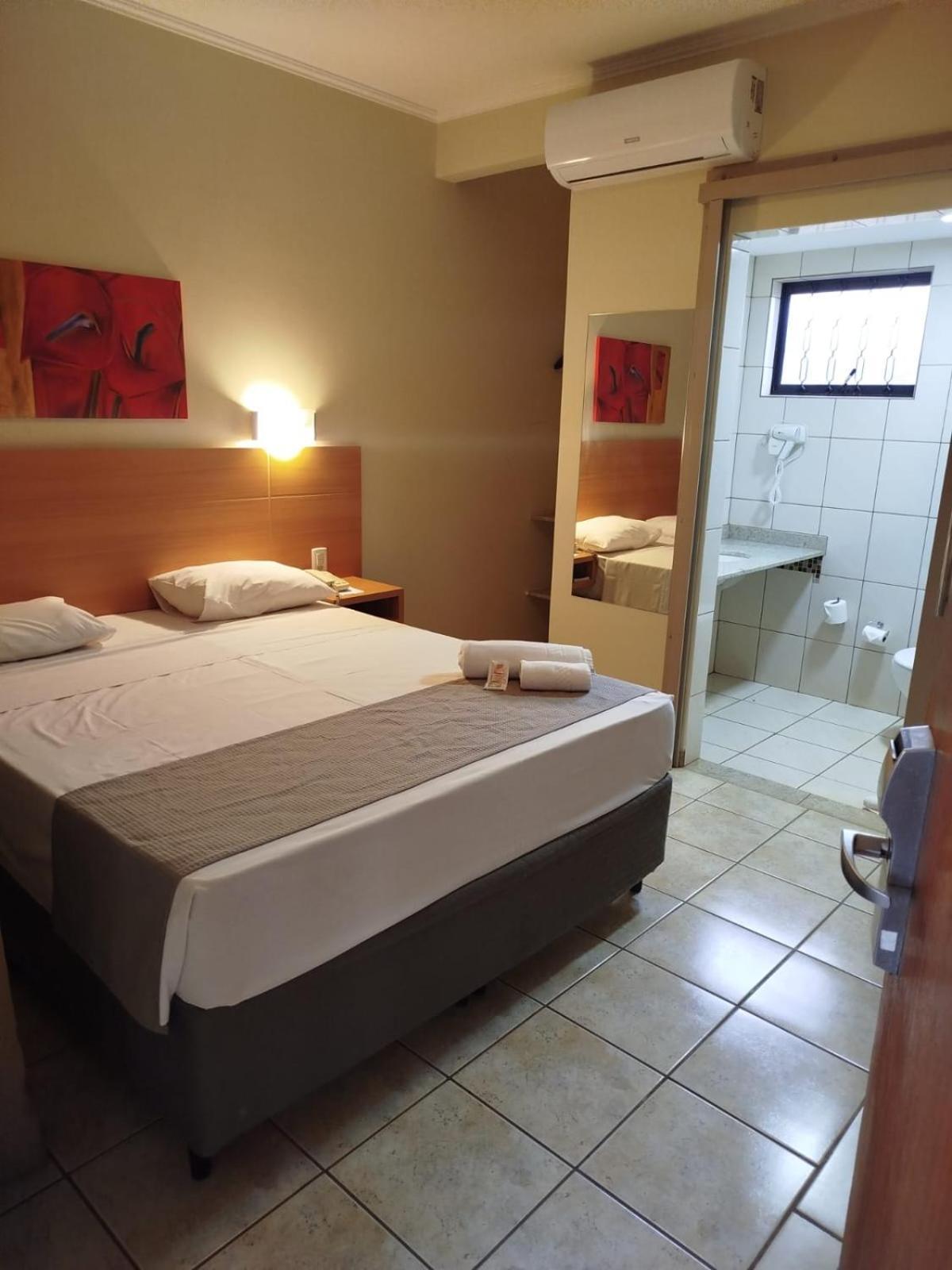 Savana Park Hotel Andradina Luaran gambar