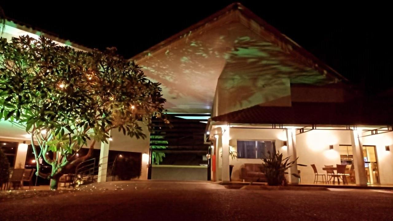 Savana Park Hotel Andradina Luaran gambar